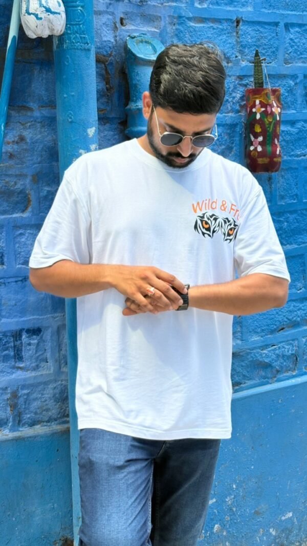 Wild Savage T-Shirt – Bold Streetwear Style, Relaxed Fit & Everyday Comfort